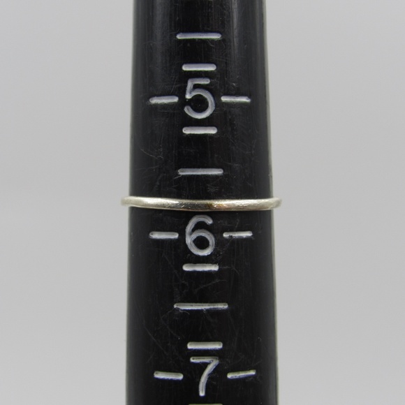 Size 5.75 Sterling Silver Dainty Infinity Band - Picture 4 of 6